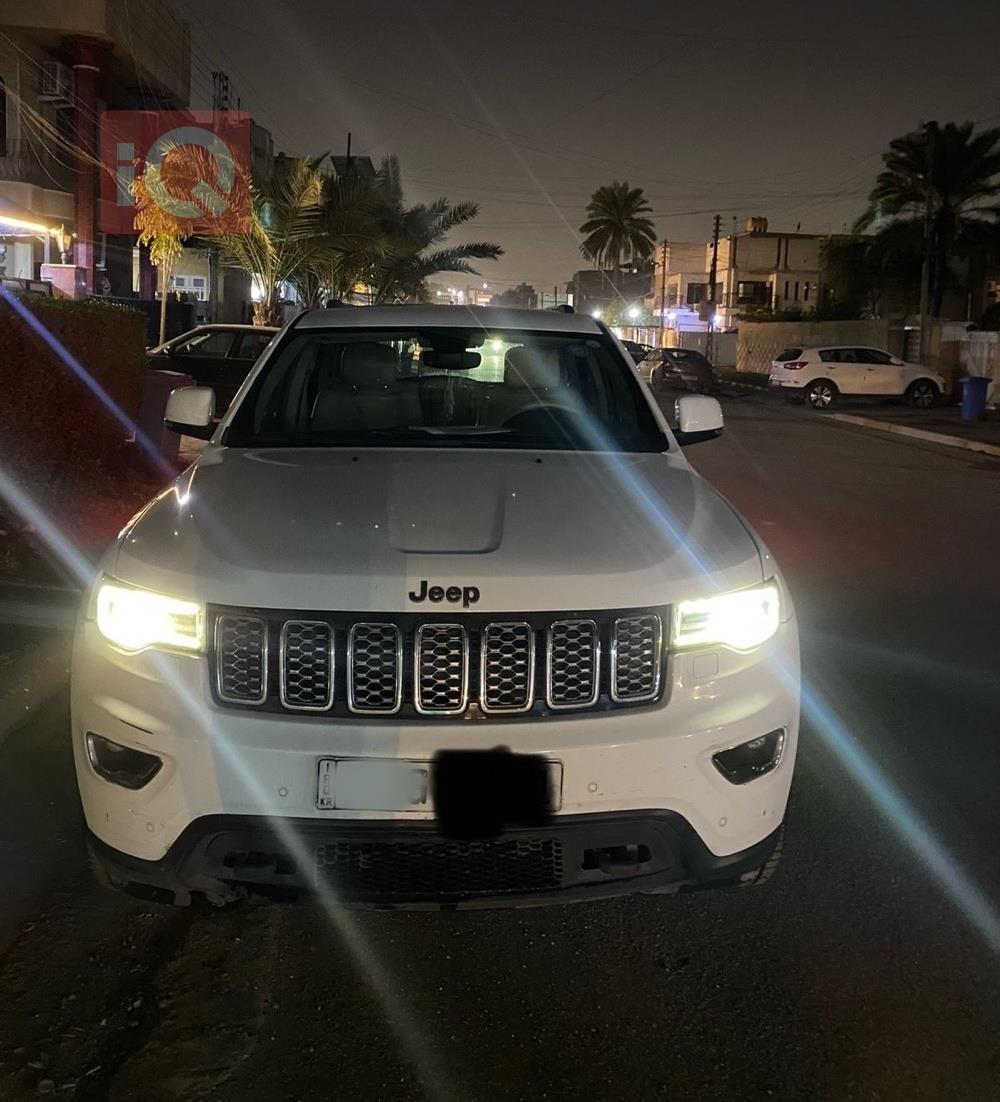 جیپ گراند شیرۆکی